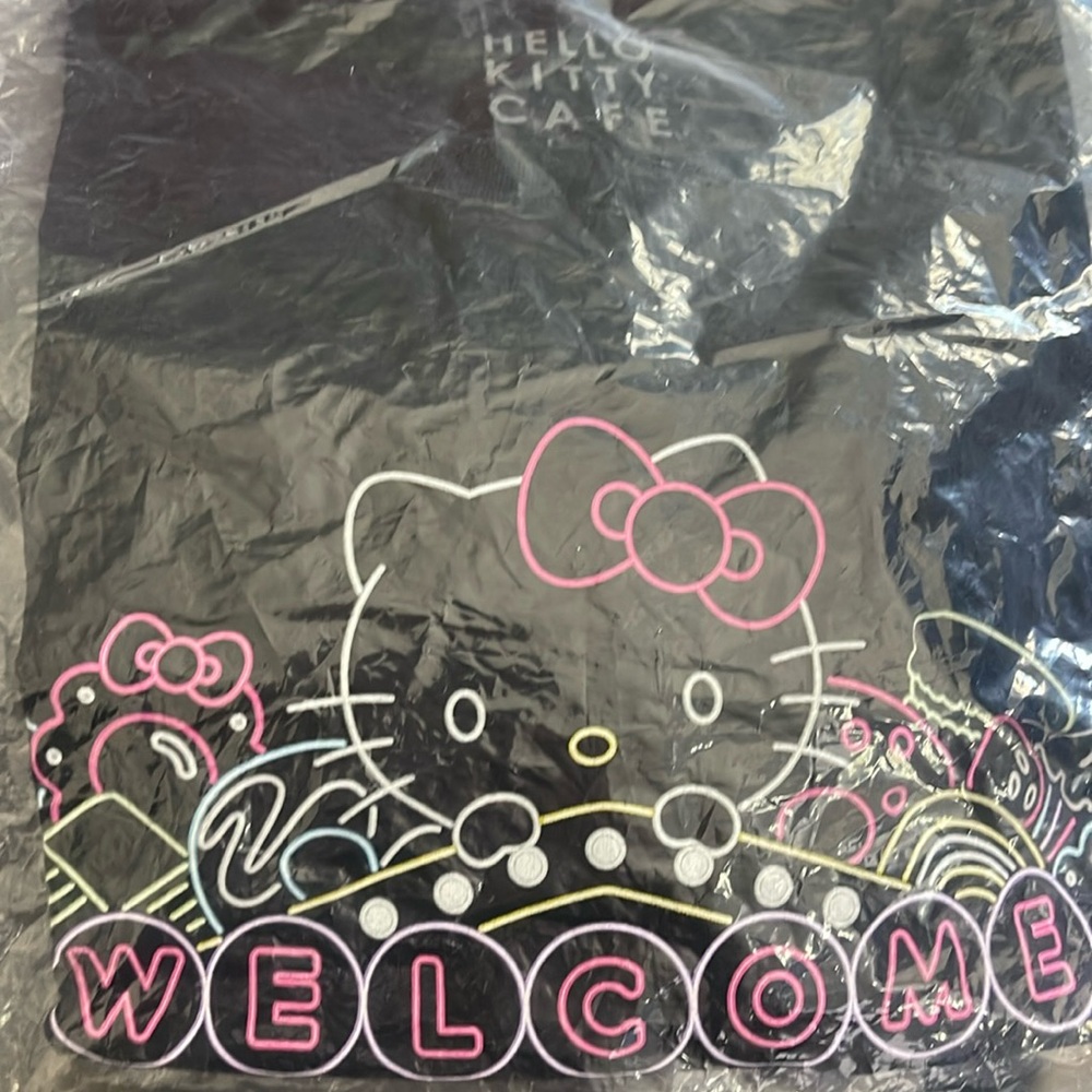 HELLO KITTY Cafe Black Graphic T-Shirt Size Large